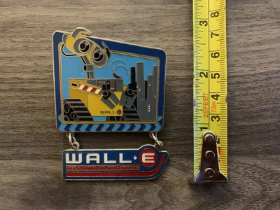 Elevador de carga de asignación de residuos de Disney: prendedor colgante Wall-E clase Tierra LE Foto 1 de 2