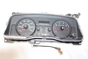 06-11 Ford CROWN VICTORIA Instrument Cluster GAUGES Speedometer Assembly CLEAN - Picture 1 of 6
