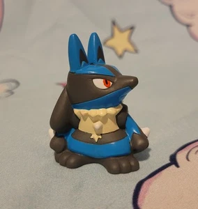 2007 Pokemon Finger Puppet Lucario Figure Gotta Catch Them All Nintendo Bandai - Picture 1 of 3