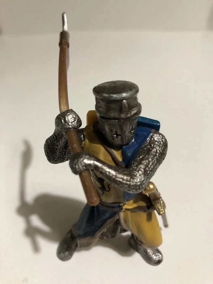 ￼Schleich World of Knights Blue Foot Soldier 2003 Battle Axe 70003 Vintage Foto 1 de 4