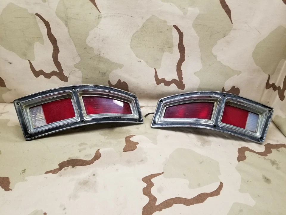 1972-1976 Ford Ranchero Torino OEM Taillight Buckets Assembly Lens OEM Station  - Image 1 of 4