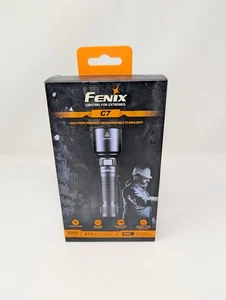 Fenix C7 Torcia LED ricaricabile ad alte prestazioni - 3000 lumen - Foto 1 di 4