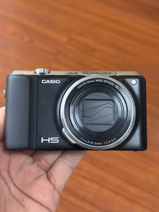 CASIO EXILIM EX-ZR700 16.1MP Compact Digital Camera Black - Picture 1 of 6
