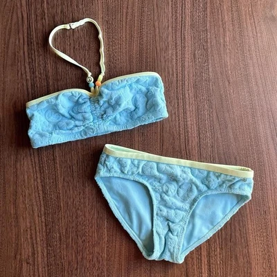 Conjunto de Bikini Justicia Floral Y Patrón de Signo de Paz Verde Lima Azul Claro Y2K Foto 1 de 4
