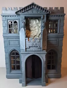 Batman , Wayne Manor , Action Figure Play Set - Picture 1 of 8