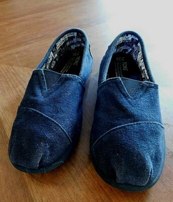 TOMS Negro Clásico Slip-on Lona Zapatos Juveniles Talla 3.5 Foto 1 de 4