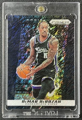 1/1 ДЕМАР ДЕРОЗАН 2024-25 PANINI PRIZM DECA #171 ЧЕРНЫЙ МЕРЦАЮЩИЙ FOTL 1/1 - Изображение 1 из 2