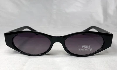Gafas de sol VANS Off The Wall ojo de gato para mujer ovaladas de plástico negro Foto 1 de 3