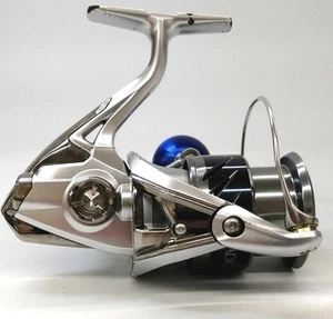 Shimano Stradic 4000M Spinning Reel - Picture 1 of 10