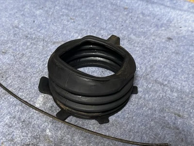 80-83 YAMAHA XJ650 XJ 650 MAXIM I DRIVE SHAFT BOOT WITH ATTACHMENT SPRING - Image 1 of 4