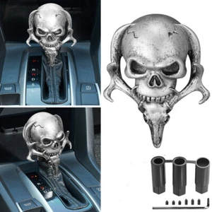 Cambio de perillas plateado para cráneo del diablo cambio de engranajes ajuste universal manual y automático automóvil - Imagen 1 de 8