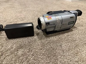 Sony DCR-TRV730 TESTED! HEADS CLEANED! Digital8 Hi8 Night Vision 8mm - Picture 1 of 6