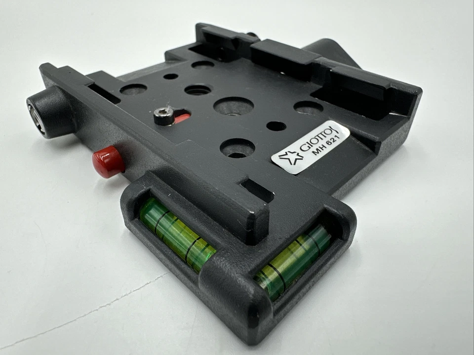 Giottos MH 621 quick release Plate for your tripod monopod - Image 1 of 4