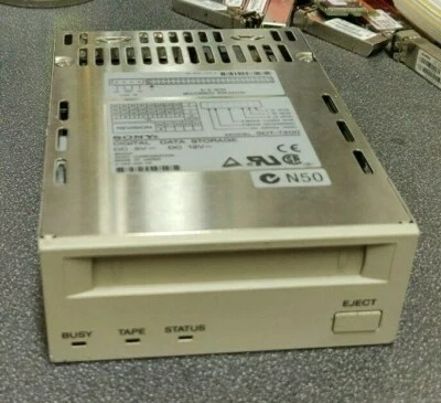 Sony SDT-7200 4GB/8GB 4MM DAT / DDS-2 3.5" Internal Tape Drive  - Image 1 of 3