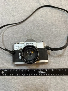 Vintage Petri FT EE vollautomatische 35 mm Spiegelreflexkamera mit Petri CC 55 mm f1,8 Objektiv - LESEN - Bild 1 von 14