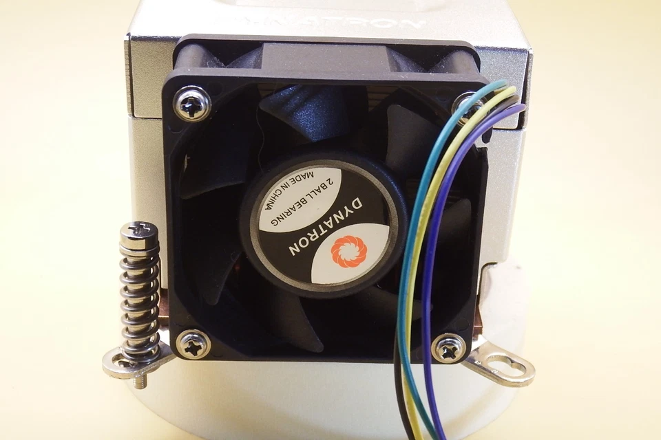 Pre-Owned Tested Dynatron Intel CPU Air Cooler 2 Ball Bearing Fan - Image 1 of 4