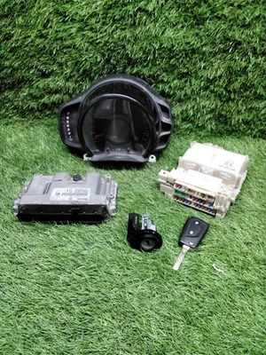 KIT CHIAVI CENTRALINA MOTORE PER TOYOTA Aygo 3° Serie 89661-0H510 51 Benzina 1 - Immagine 1 di 4