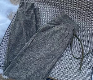 ~Ladies Lululemon Athletic Joggers Sweatpants~2~NEW!~RARE!~ - Picture 1 of 6