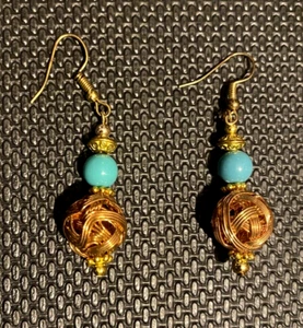 Turquoise Bead Gold Tone Wire Ball Dangly Drop Earrings Gold Tone Hook Wire - Picture 1 of 4