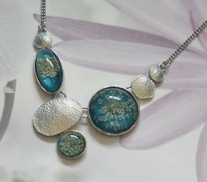 Silver Plated Real Gypsophilia Flower Teal Coloured Necklace Mothers Day Gift - Picture 1 of 3