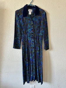Miss Dorby Vtg. Blue Paisley Long Sleeve Velvet Collar Button Up Dress Size 14P - Picture 1 of 9