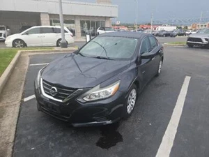 2016 Nissan Altima 2.5 S - Picture 1 of 11