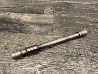 Perno de pivote basculante trasero OEM Honda 2003-2004 CBR600RR 52101-MEE-000 Foto 1 de 4