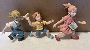3x Resin Children Figures Kids Playing Collections Etc - Picture 1 of 10