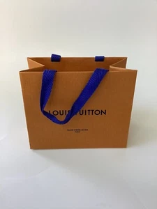 Autentico sacchetto di carta regalo Louis Vuitton shopping 10x8X6 - Foto 1 di 3