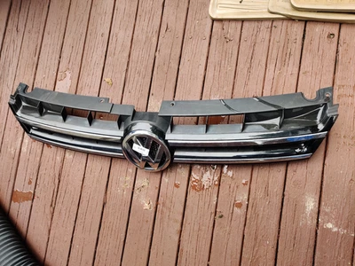 REJILLA VOLKSWAGEN TOUAREG 2011-2014 Foto 1 de 2