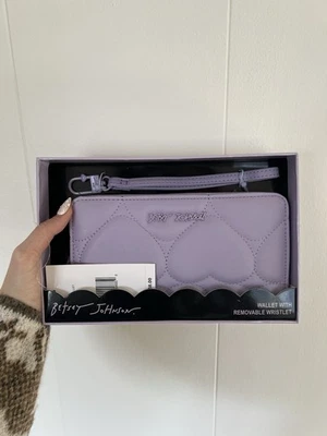 Cartera Betsey Johnson Cremallera Nueva con Etiquetas Lavanda  Foto 1 de 4