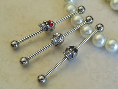 Barra industrial calavera con ojos gemados. Foto 1 de 4