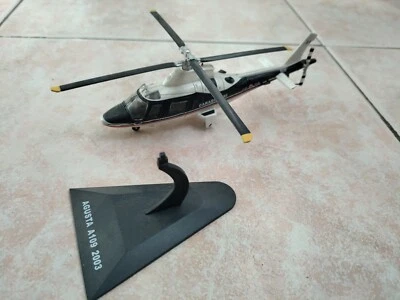 Agusta Westland A109 AW109 Power Carabinieri Elicottero Italeri 1/72 A 109 AW - Immagine 1 di 3