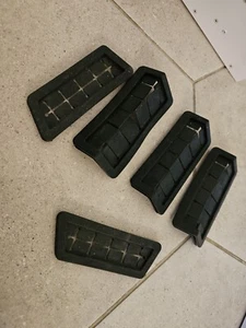 Juego de ojales de goma para estuche Lian Li O11 Dynamic XL (DXL) - Imagen 1 de 2