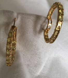 4 Ct, Canary Opal Earnings, Hoop With Clasp Fastener In Gold On Sterling Silver