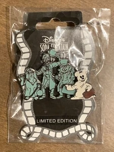 HITCHHIKING GHOSTS & GHOST MICKEY PIN - DISNEY DSF HAUNTED MANSION LE 300 - Picture 1 of 2