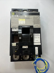 Disyuntor Square D LHL3640030DC1625 400A, 600VDC, 3 polos - Imagen 1 de 8
