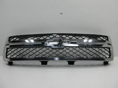 2007-2014 CHEVROLET SILVERADO 2500HD 3500HD FRONT RADIATOR GRILLE 831144196 OEM - Image 1 of 4