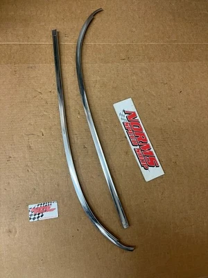 Carrocería Mopar 1966-70 B OEM parabrisas inferior cromo moldura corona piezas de fábrica EE. UU. Foto 1 de 4