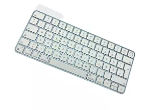 Apple Magic Keyboard A2449 Touch ID USB-c Cable German Blue - Picture 1 of 2