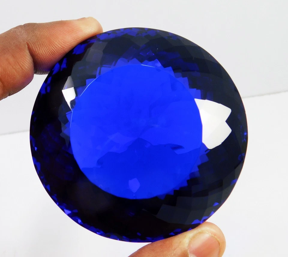 CERTIFIED!! 1054.10 Ct Huge Wonderful 100% Natural Top Blue Tanzanite Gemstone - Image 1 of 4