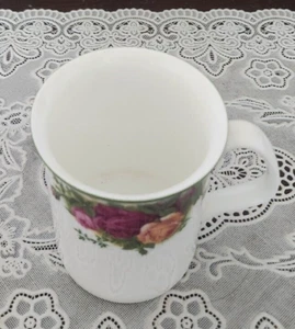 VINTAGE Royal Albert Bone China Old Country Roses Green Trim Mug Cup, England - Picture 1 of 7