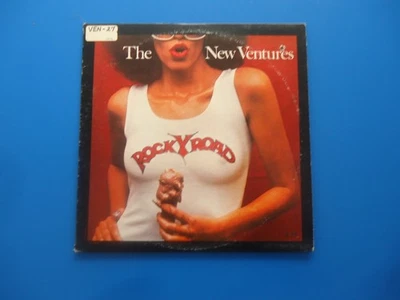 The New Ventures Rocky Road LP (1976) UA-LA586G Cheesecake Cover Foto 1 de 4