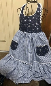 Vintage Style Farmhouse Ruffle Girl’s Apron Blue Gingham & Celestial Print New - Picture 1 of 12