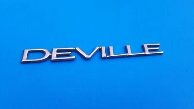 2000-2005 CADILLAC DEVILLE ЗАДНЯЯ КРЫШКА БАГАЖНИКА ЭМБЛЕМА ЗНАЧОК ЛОГОТИП СИМВОЛ Б/У OEM A19 - Изображение 1 из 3