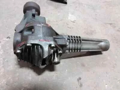 2005-2010 Jeep Grand Cherokee Front Axle Differential Carrier 3.73 Ratio - Image 1 of 2
