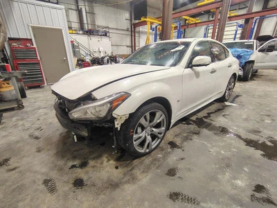 14 - 19 INFINITI INFINITI Q70 Power Brake Booster E872320 Foto 1 de 4