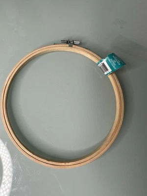 - Embroidery Hoops Frame - Bamboo Wooden Ring for Cross Stitch - Image 1 of 4
