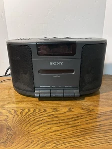 Sony Dream Machine Model ICF-CS650 AM/FM Radio Cassette Player getestet funktioniert - Bild 1 von 18