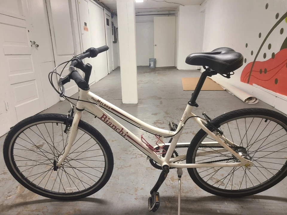 Bianchi Milano Parco (Blanco) (18.5"/47cm.) (Usado - Buen estado) Foto 1 de 4